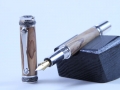 majestic fountain pen - olive wood,open